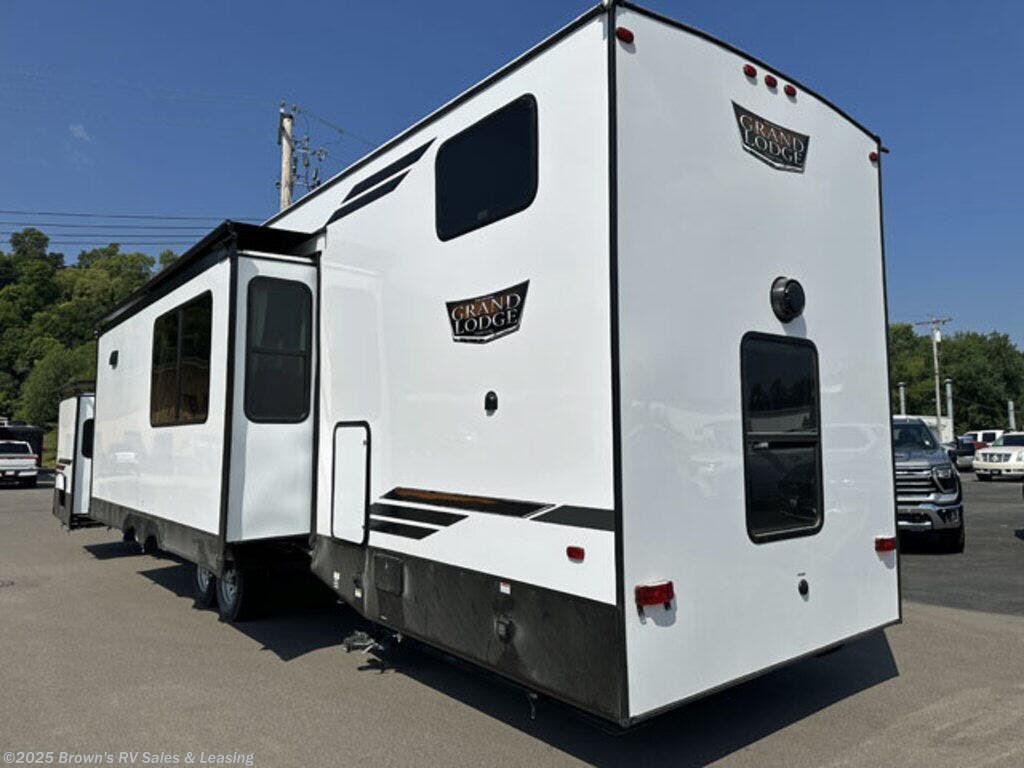 2024 Forest River Wildwood Grand Lodge 42VIEW RV for Sale in Guttenberg, IA 52052 AR021 2024 Forest River Wildwood Grand Lodge 42VIEW RV for Sale in Guttenberg, IA 52052 AR021