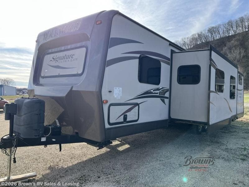 Used 2015 Forest River Rockwood Signature Ultra Lite 8312SS available in Guttenberg, Iowa