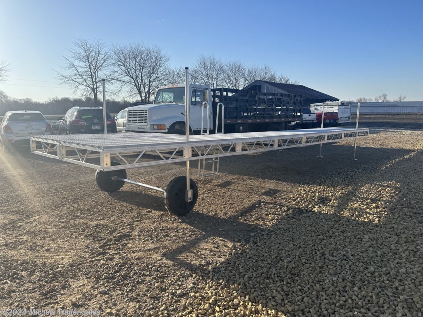 New 2023 Ridgeline MFG 32&apos; Dock Roll in w/8&apos; patio poly deck available in Saint Peter, Minnesota