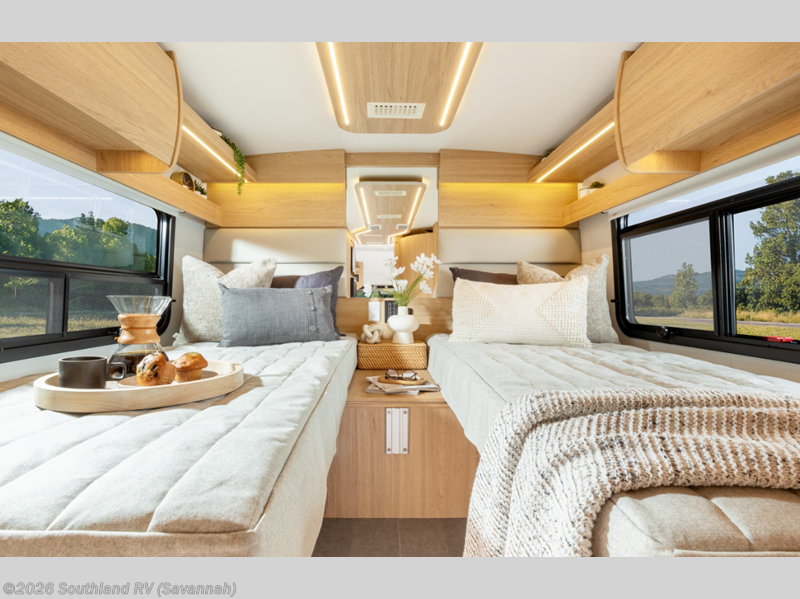 New 2027 Leisure Travel Wonder 24RTB available in Savannah, Georgia