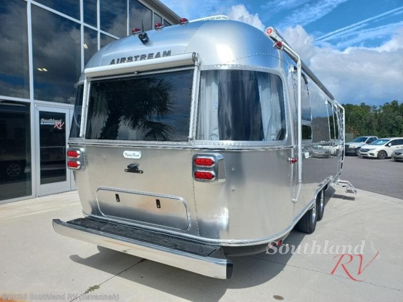 New 2026 Airstream Flying Cloud 28RB Queen available in Savannah, Georgia