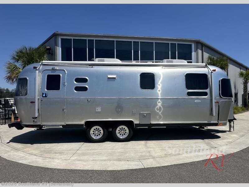 New 2026 Airstream Globetrotter 27FB Queen available in Savannah, Georgia