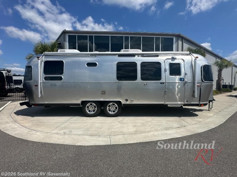 New 2026 Airstream Classic 28RB available in Savannah, Georgia