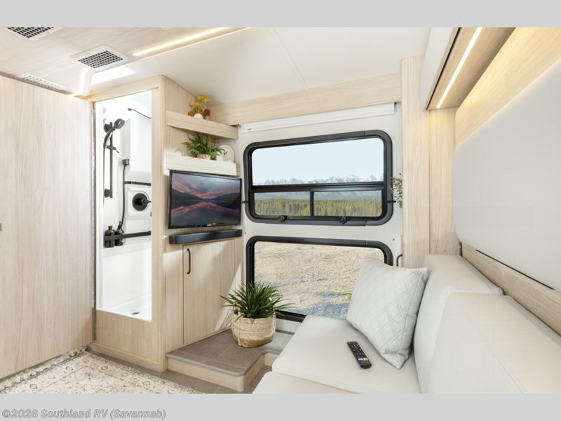 2026 Wonder 24RL by Leisure Travel from Southland RV in Savannah, Georgia