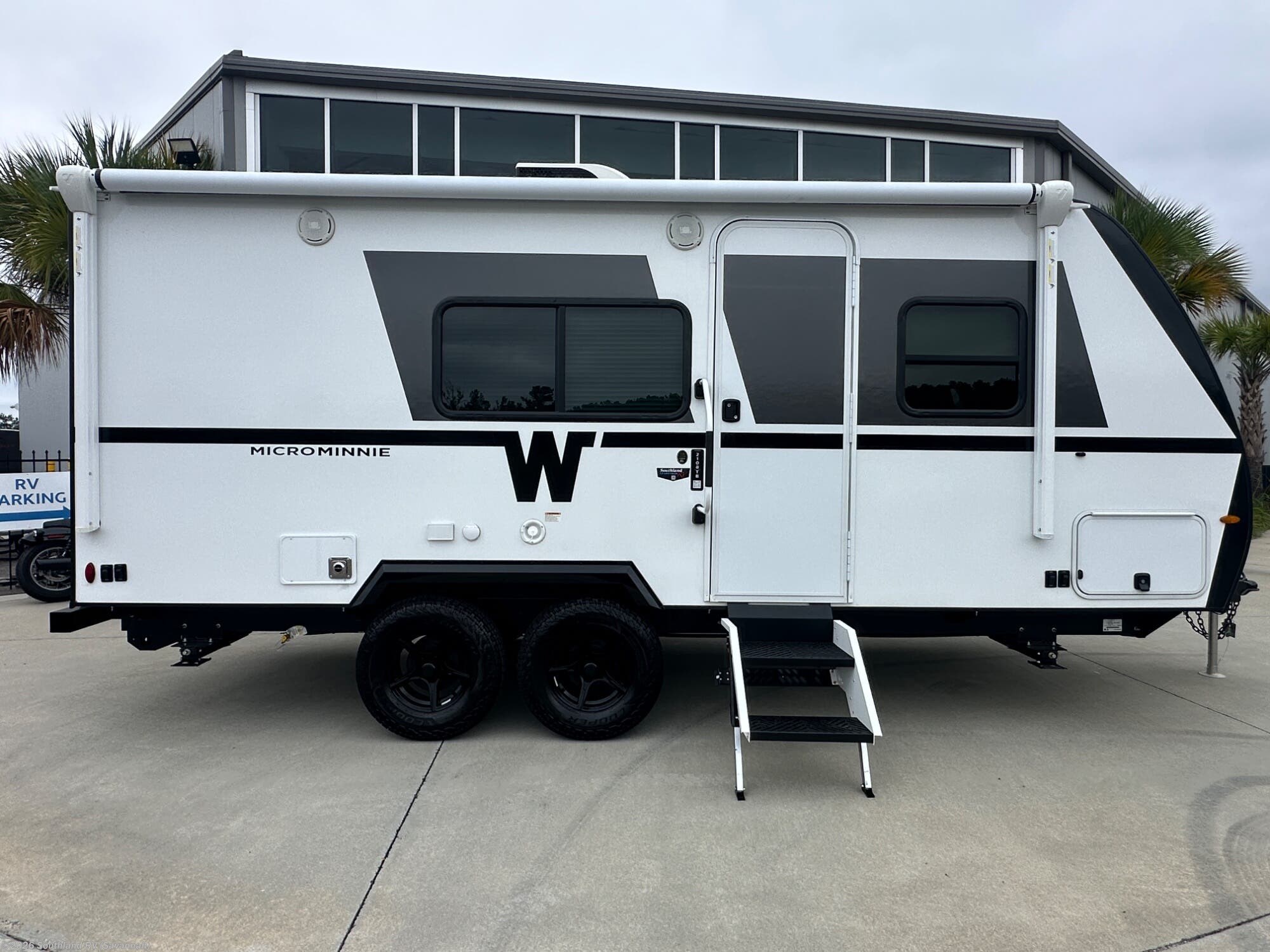 New 2027 Winnebago Micro Minnie 2108TB available in Savannah, Georgia