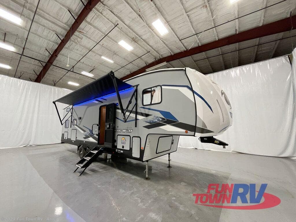 2023 Forest River Cherokee Arctic Wolf 287BH RV for Sale in Anna, IL ...