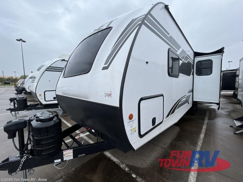 2025 Sunset Trail SS285CK by CrossRoads from Fun Town RV - Anna in Anna, Illinois