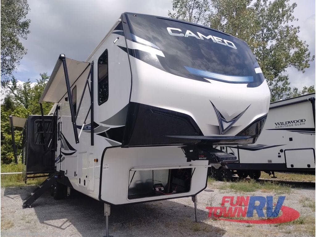 2023 Cameo CE3961MB by CrossRoads from Fun Town RV - Anna in Anna, Illinois