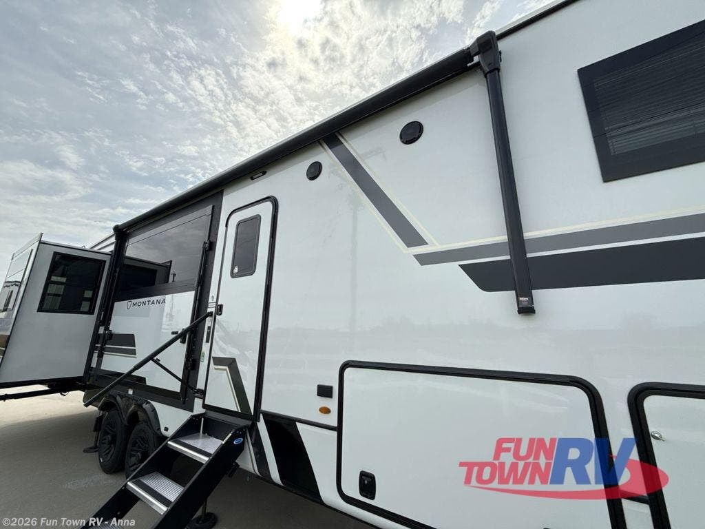 New 2026 Keystone Montana 3532SP available in Anna, Illinois