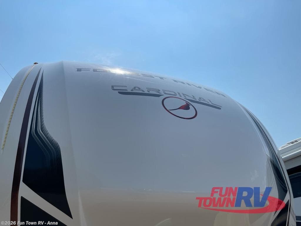 2026 Cardinal 32LIVE by Forest River from Fun Town RV - Anna in Anna, Illinois