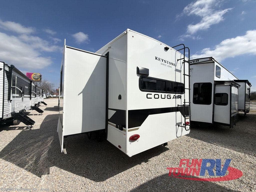New 2026 Keystone Cougar Half-Ton 23MLE available in Anna, Illinois