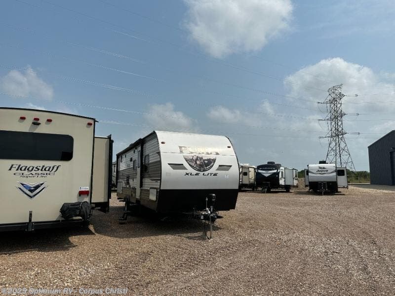 2020 Palomino Puma XLE Lite 27RBQC RV for Sale in Robstown, TX 78380