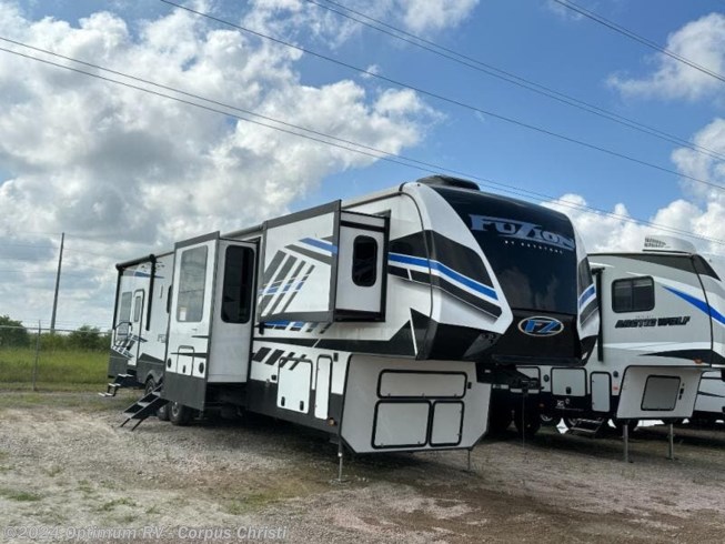 Used 2022 Keystone Fuzion 429 available in Robstown, Texas