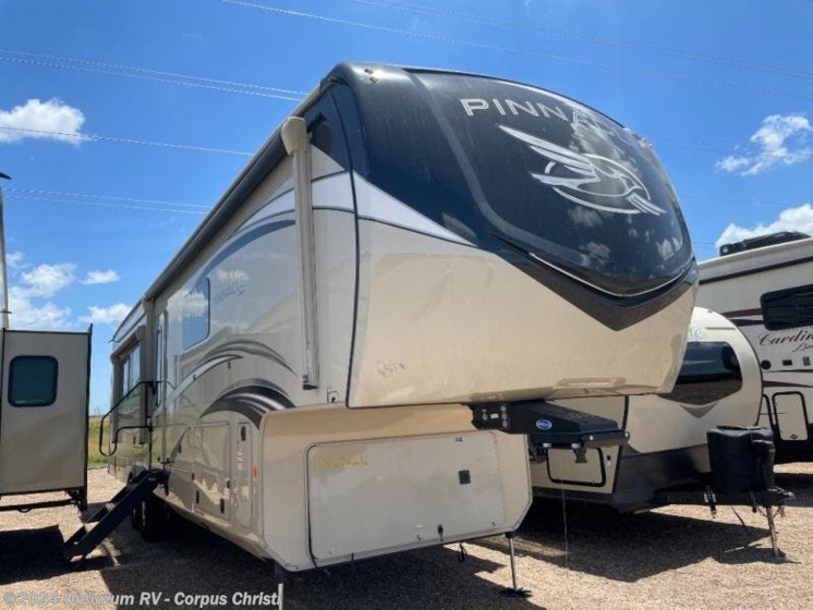 Used 2021 Jayco Pinnacle 36FBTS available in Robstown, Texas