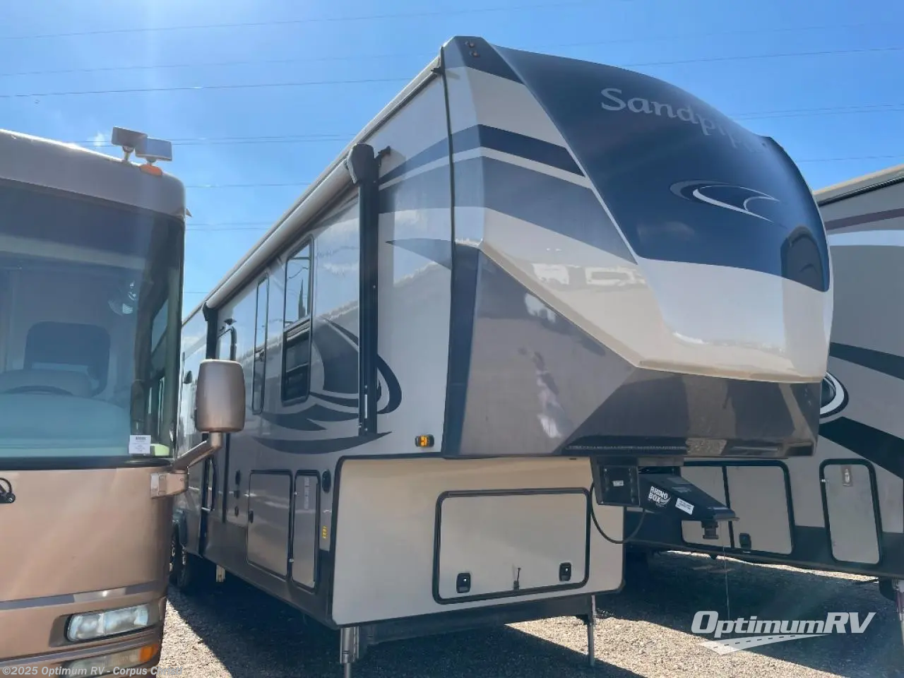 2021 Forest River Sandpiper 384QBOK RV for Sale in Robstown, TX 78380