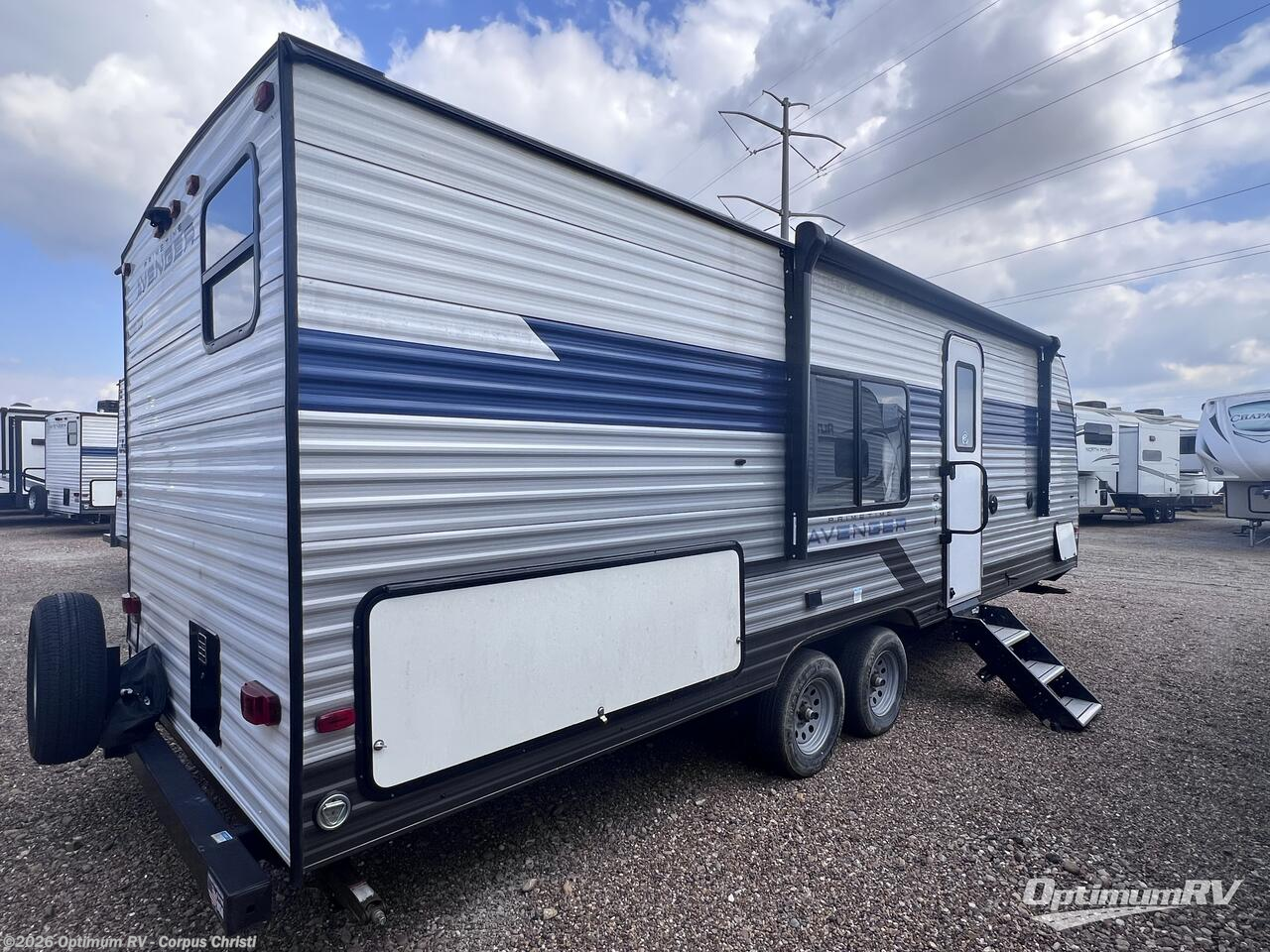 2022 Prime Time Avenger 26BK - Used Travel Trailer For Sale by Optimum RV - Corpus Christi in Robstown, Texas features Awning