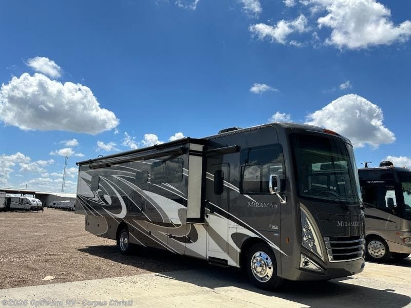 2022 Thor Motor Coach Miramar 35.2 RV for Sale in Robstown, TX 78380 ...