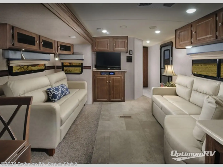 Used 2018 Forest River Rockwood Ultra Lite 2902WS available in Robstown, Texas