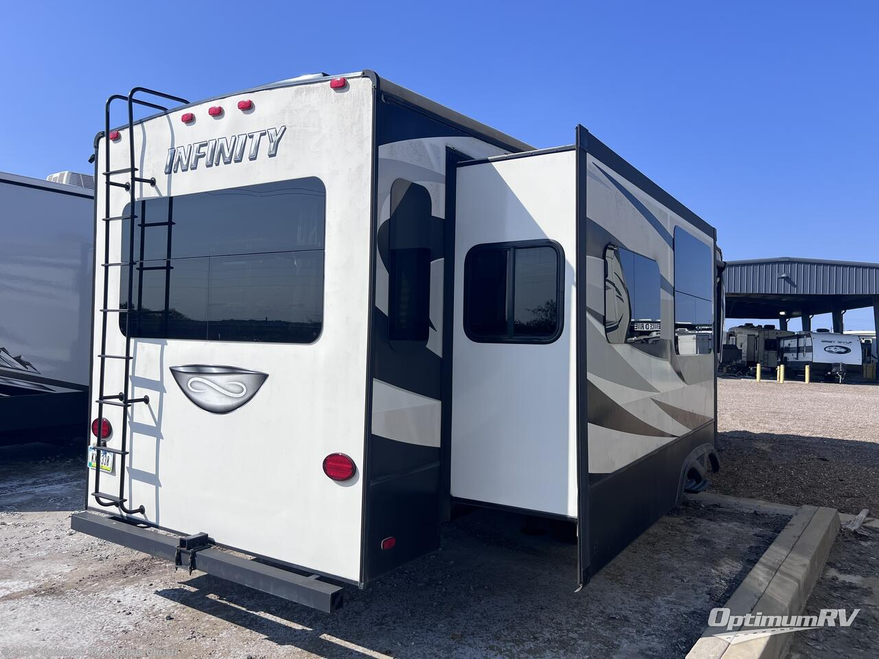 2014 Dutchmen Infinity 3210RE - Used Fifth Wheel For Sale by Optimum RV - Corpus Christi in Robstown, Texas features Slideout