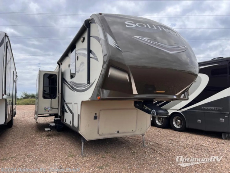 Used 2014 Grand Design Solitude 305RE available in Robstown, Texas