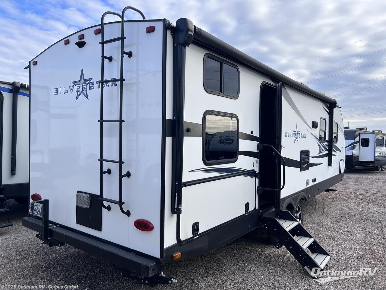 2018 Highland Ridge Silverstar Lite ST2802BH - Used Travel Trailer For Sale by Optimum RV - Corpus Christi in Robstown, Texas features Slideout, Awning