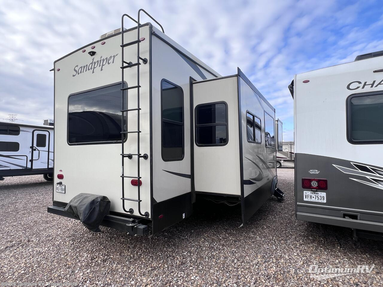 2021 Forest River Sandpiper 368FBDS - Used Fifth Wheel For Sale by Optimum RV - Corpus Christi in Robstown, Texas features Slideout, Awning