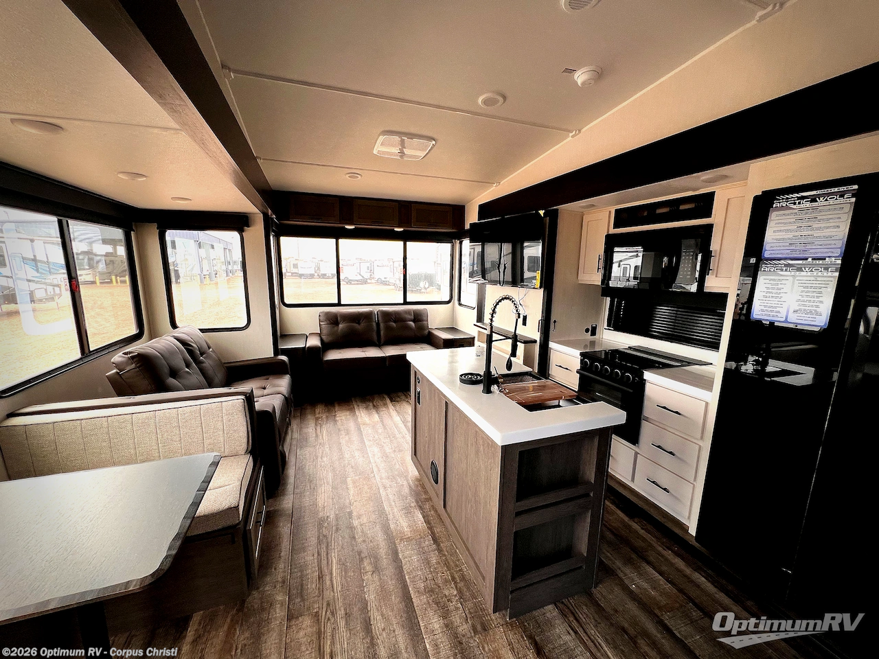 New 2025 Forest River Cherokee Arctic Wolf Suite 3650SUITE available in Robstown, Texas