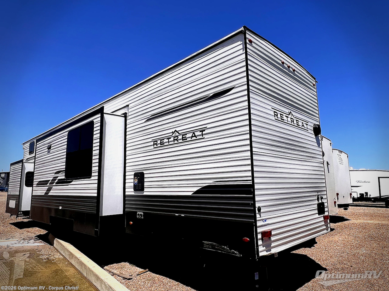 2025 Retreat 39HBDL by Keystone from Optimum RV - Corpus Christi in Robstown, Texas