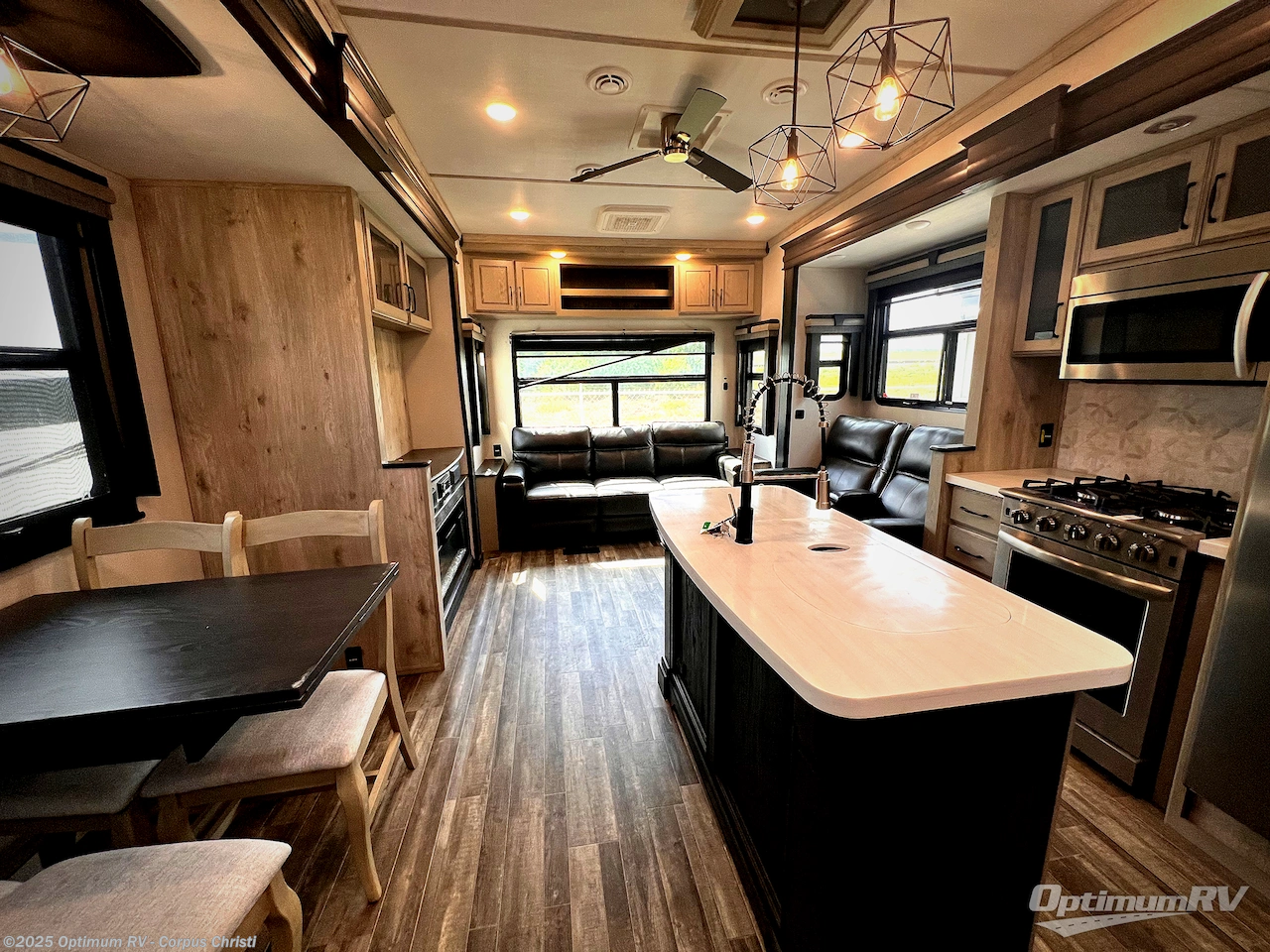 Used 2023 Keystone Alpine 3102RL available in Robstown, Texas