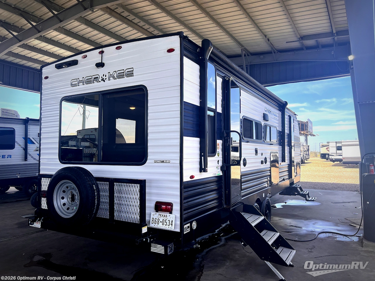 2023 Forest River Cherokee 243TR - Used Travel Trailer For Sale by Optimum RV - Corpus Christi in Robstown, Texas features Slideout, Awning