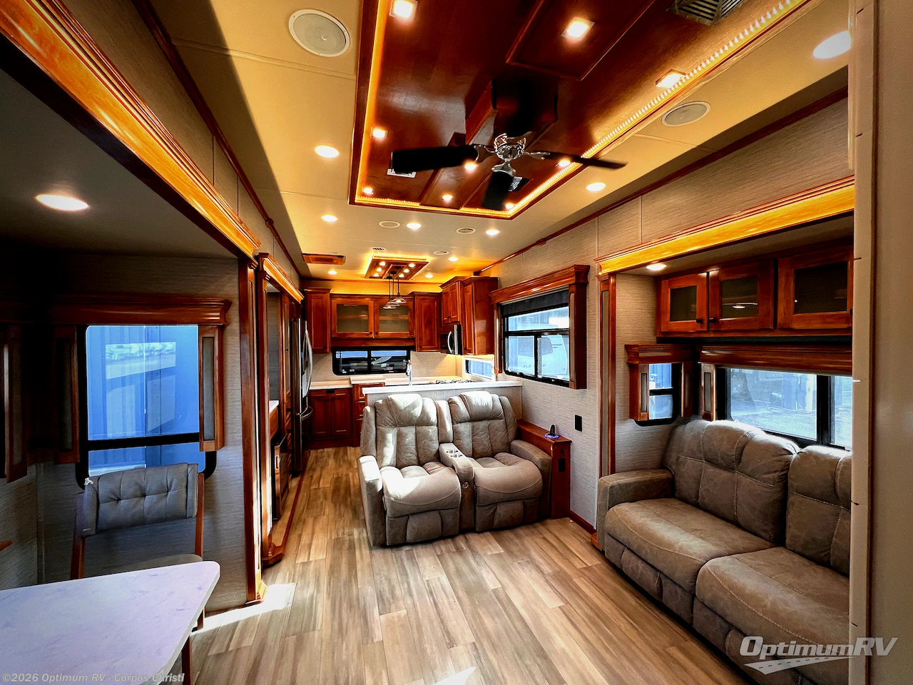 Used 2022 Vanleigh Beacon 41LKB available in Robstown, Texas