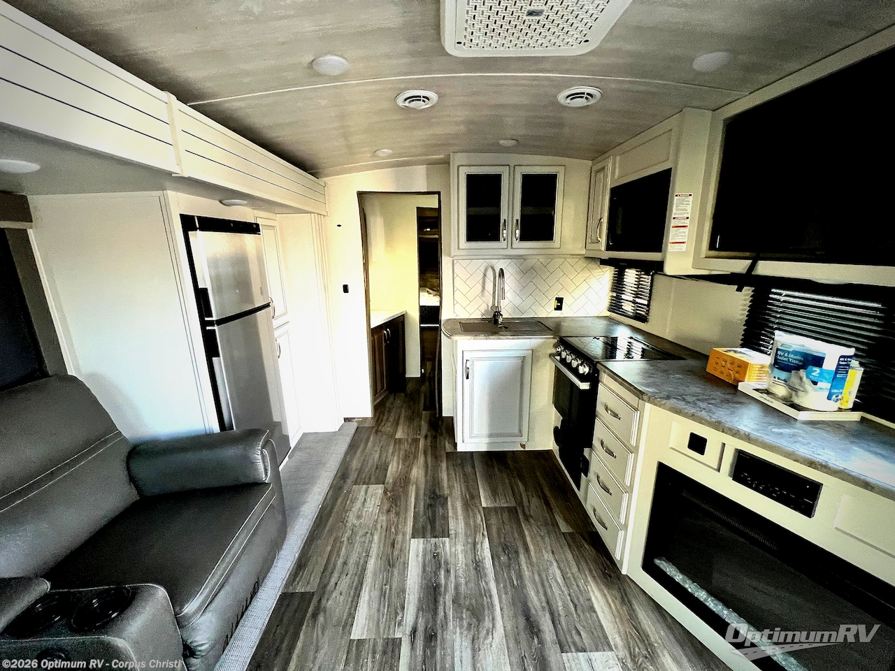 Used 2022 Keystone Cougar Half-Ton 25RDS available in Robstown, Texas