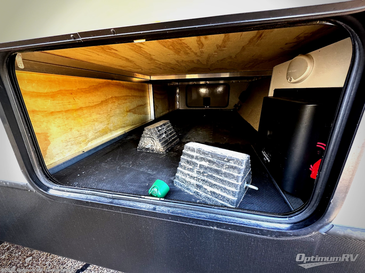 2019 Keystone Cougar Half-Ton Series 26RBS - Used Travel Trailer For Sale by Optimum RV - Corpus Christi in Robstown, Texas features Awning, Slideout