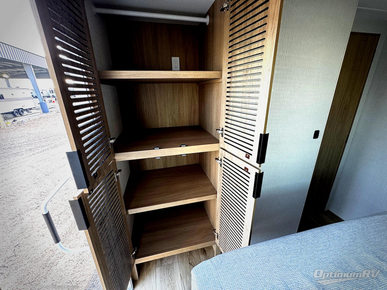 New 2026 Winnebago Thrive 24RKS available in Robstown, Texas