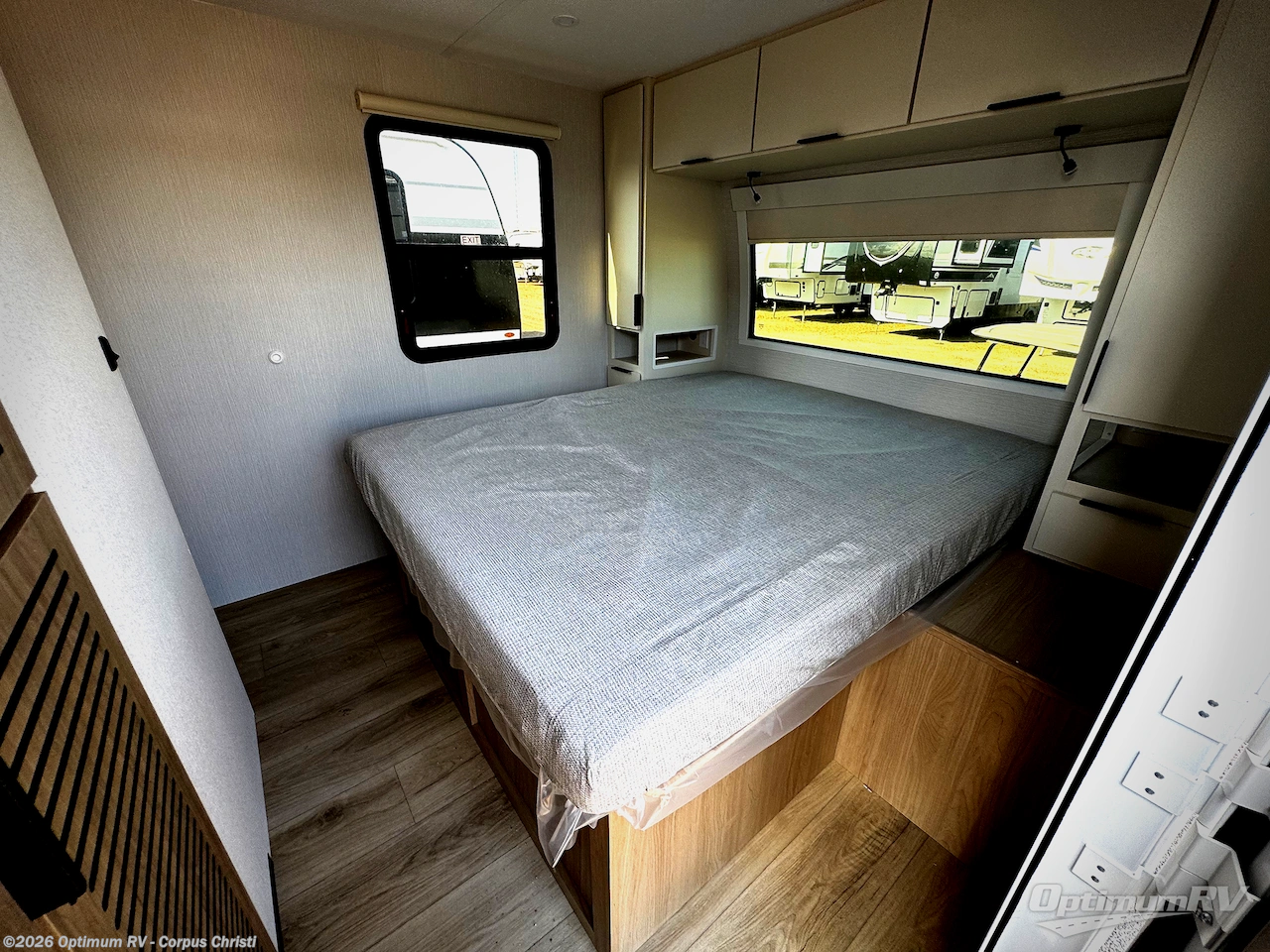 2026 Thrive 24RKS by Winnebago from Optimum RV - Corpus Christi in Robstown, Texas