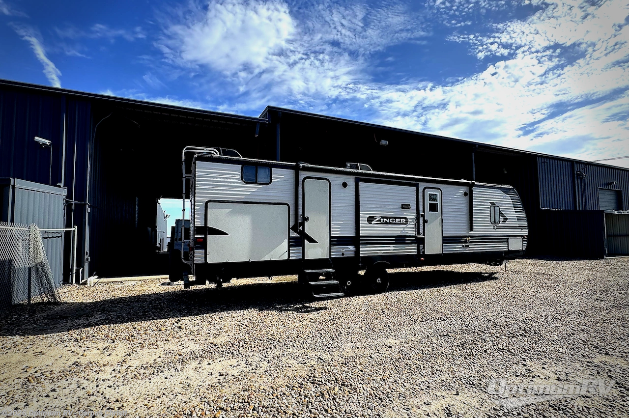 2021 CrossRoads Zinger ZR331BH - Used Travel Trailer For Sale by Optimum RV - Corpus Christi in Robstown, Texas features Slideout