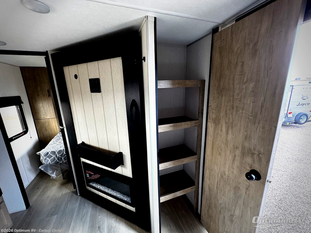 2026 Forest River Cherokee Grey Wolf 28RRT - New Travel Trailer For Sale by Optimum RV - Corpus Christi in Robstown, Texas features Slideout, Awning