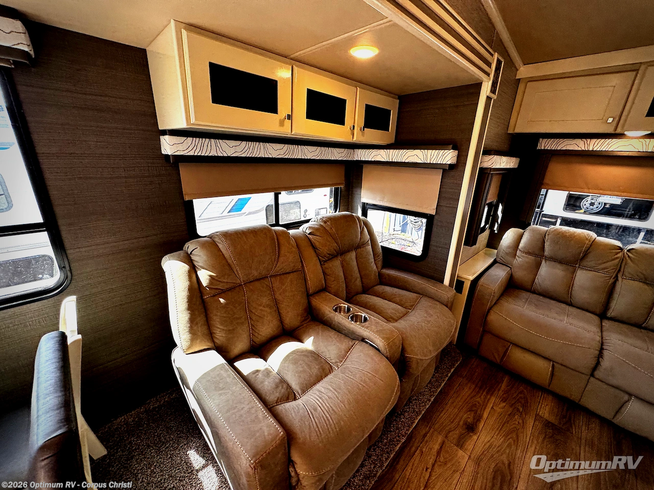 Used 2021 Vanleigh PineCrest 305RLP available in Robstown, Texas