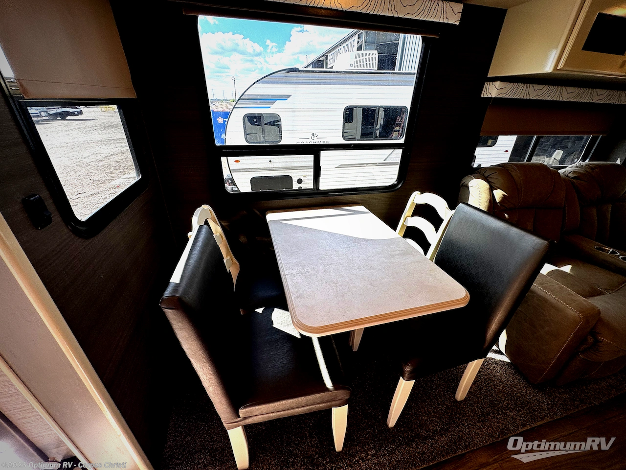 2021 PineCrest 305RLP by Vanleigh from Optimum RV - Corpus Christi in Robstown, Texas