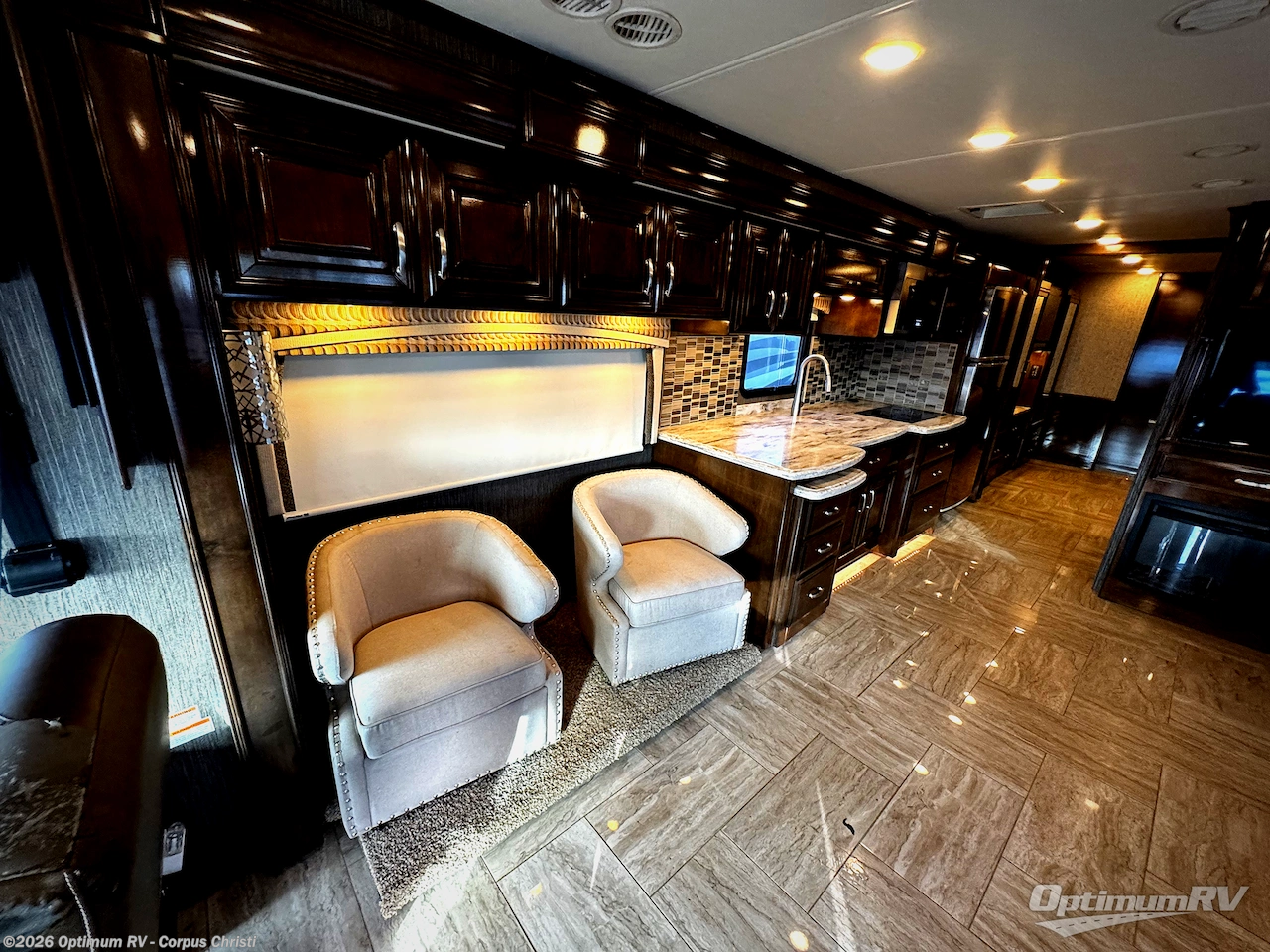 Used 2019 Thor Aria 3901 available in Robstown, Texas