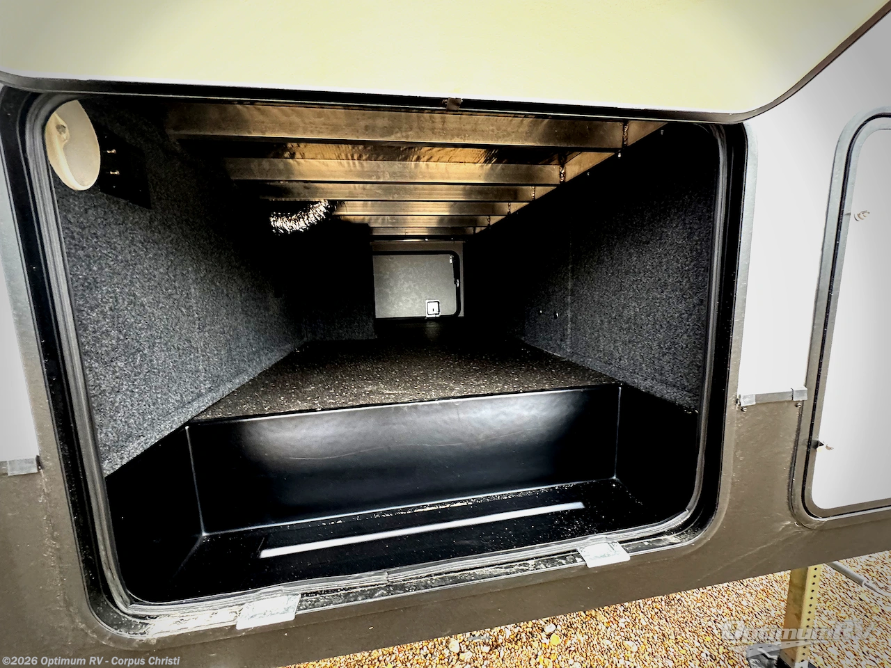 2026 East to West Tandara 387BH - New Fifth Wheel For Sale by Optimum RV - Corpus Christi in Robstown, Texas features Awning, Slideout