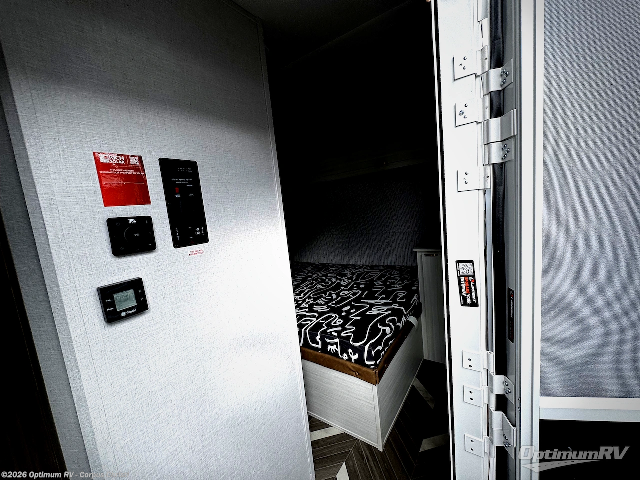 2026 Forest River Ozark 1900THK - New Travel Trailer For Sale by Optimum RV - Corpus Christi in Robstown, Texas features Awning