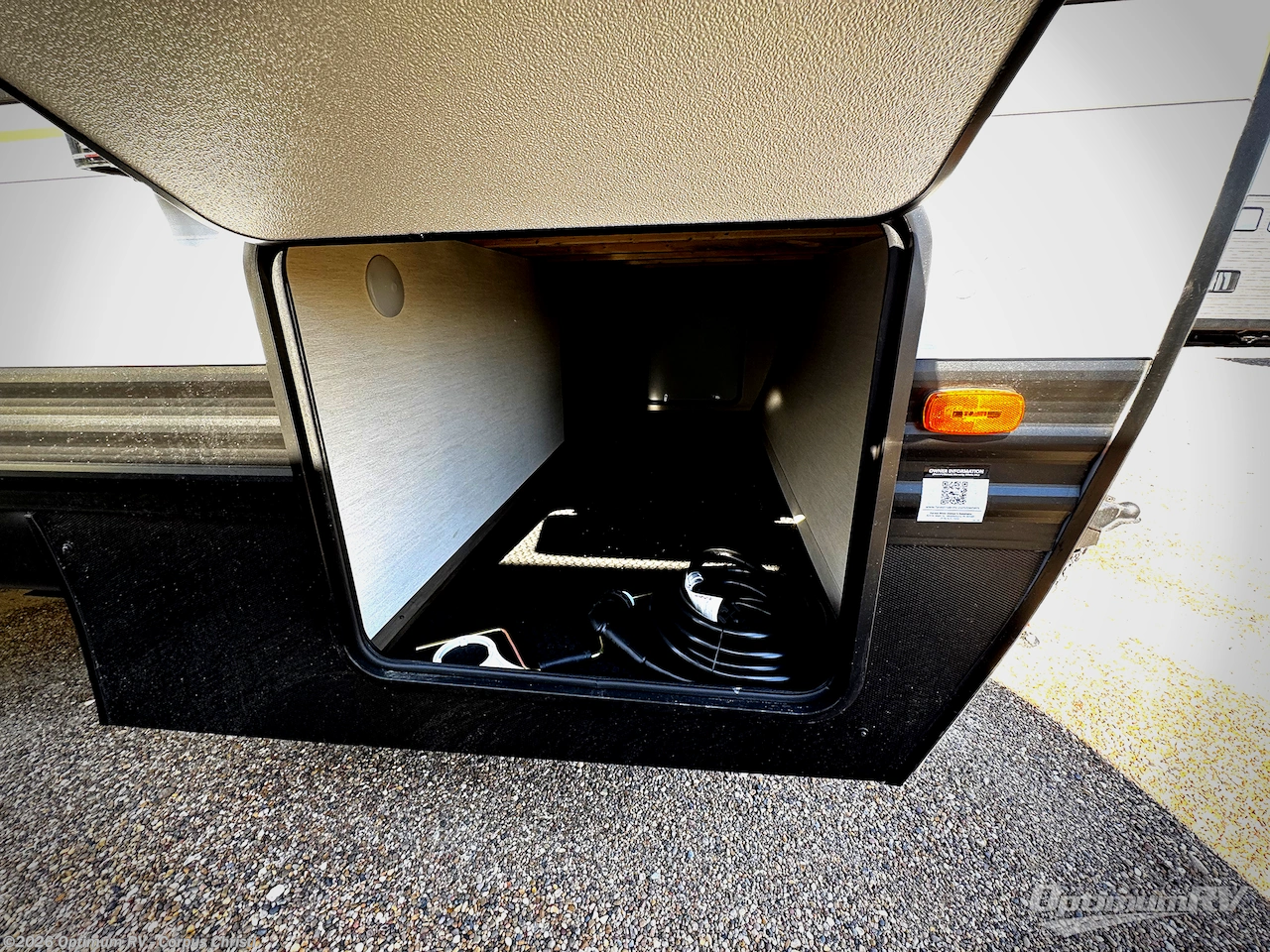 2026 Prime Time Avenger 25RBS - New Travel Trailer For Sale by Optimum RV - Corpus Christi in Robstown, Texas features Awning, Slideout