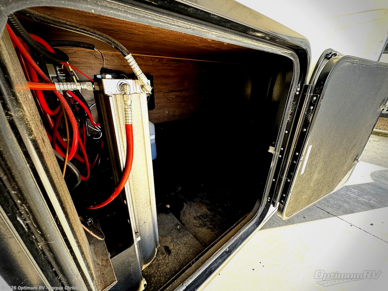 2021 K-Z Durango Gold G383RLQ - Used Fifth Wheel For Sale by Optimum RV - Corpus Christi in Robstown, Texas features Slideout, Awning