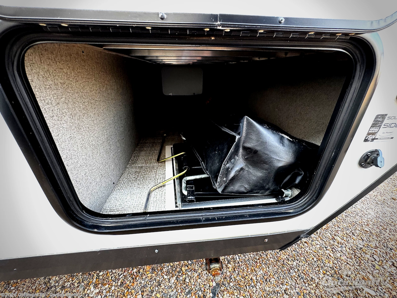 2020 Forest River Rockwood Geo Pro 19FBS - Used Travel Trailer For Sale by Optimum RV - Corpus Christi in Robstown, Texas features Slideout, Awning