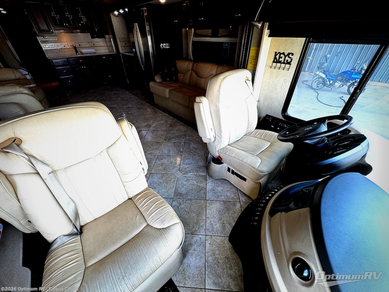 Used 2011 American Coach American Revolution 42Q available in Robstown, Texas