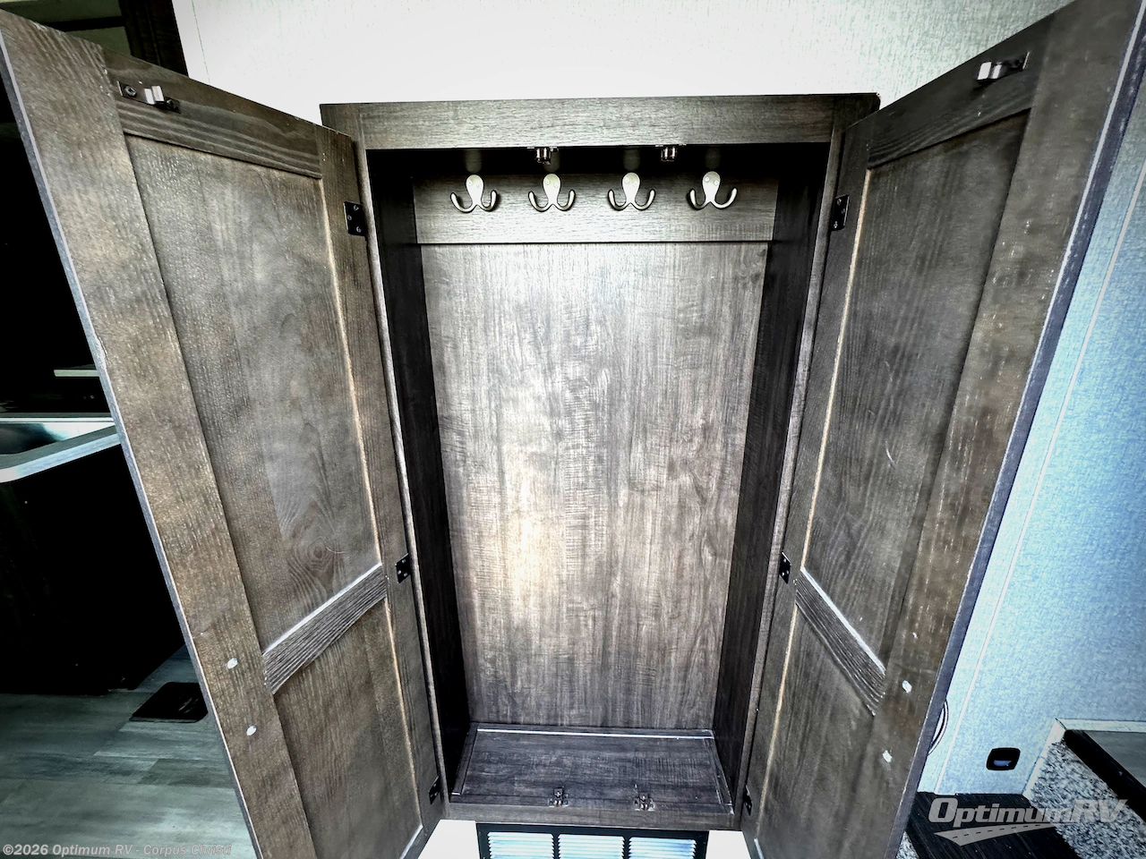 Used 2022 Coachmen Brookstone 398MBL available in Robstown, Texas