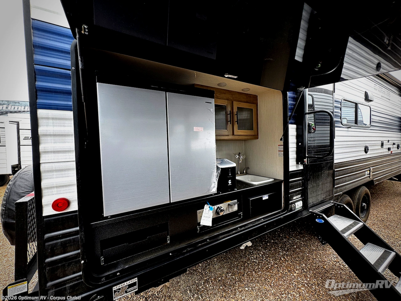 2026 Forest River Cherokee Grey Wolf 29TE - New Travel Trailer For Sale by Optimum RV - Corpus Christi in Robstown, Texas features Slideout, Awning