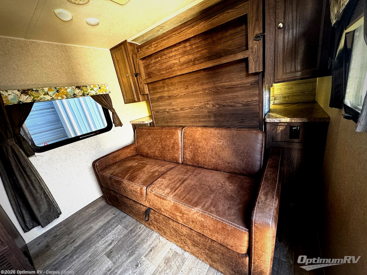 2018 Forest River Rockwood Mini Lite 1905BH - Used Travel Trailer For Sale by Optimum RV - Corpus Christi in Robstown, Texas features Awning