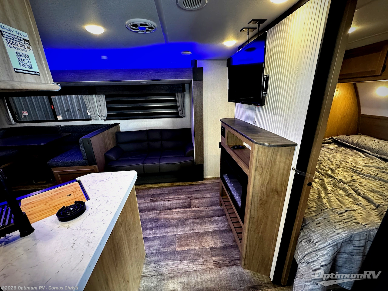 Used 2024 Forest River Cherokee Grey Wolf 26DBH available in Robstown, Texas